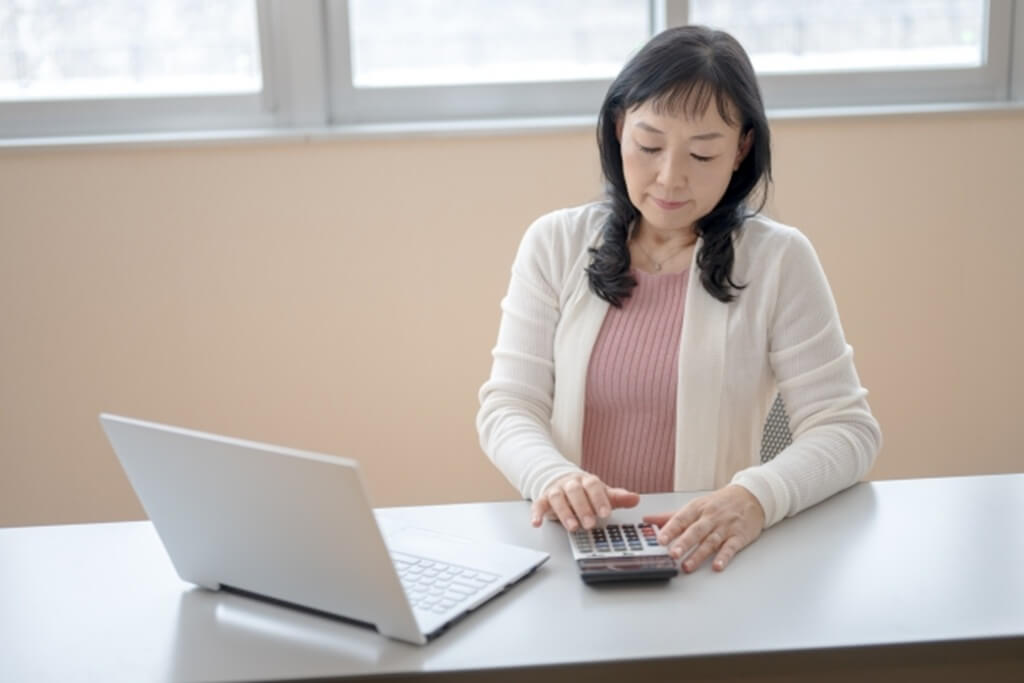 50代からの暮らしを守る「お金と仕事」のリアリティ｜自分らしく生きるための資金計画と働き方の再構築
